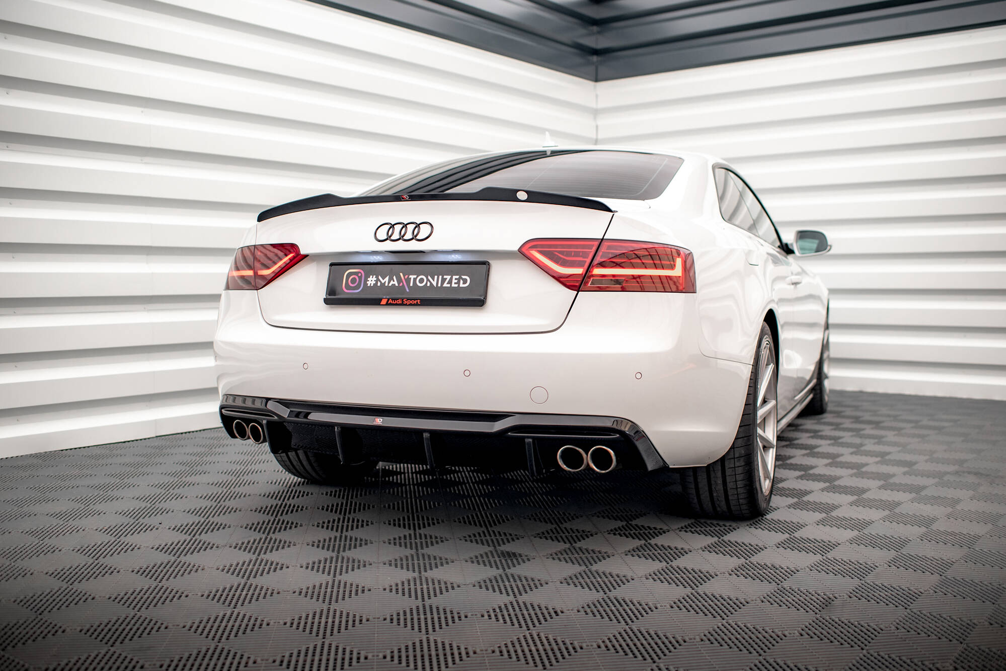 Maxton Design Diffusor Heck Ansatz passend für Audi A5 Coupe 8T Facelift (Doppelauspuff li. re.)