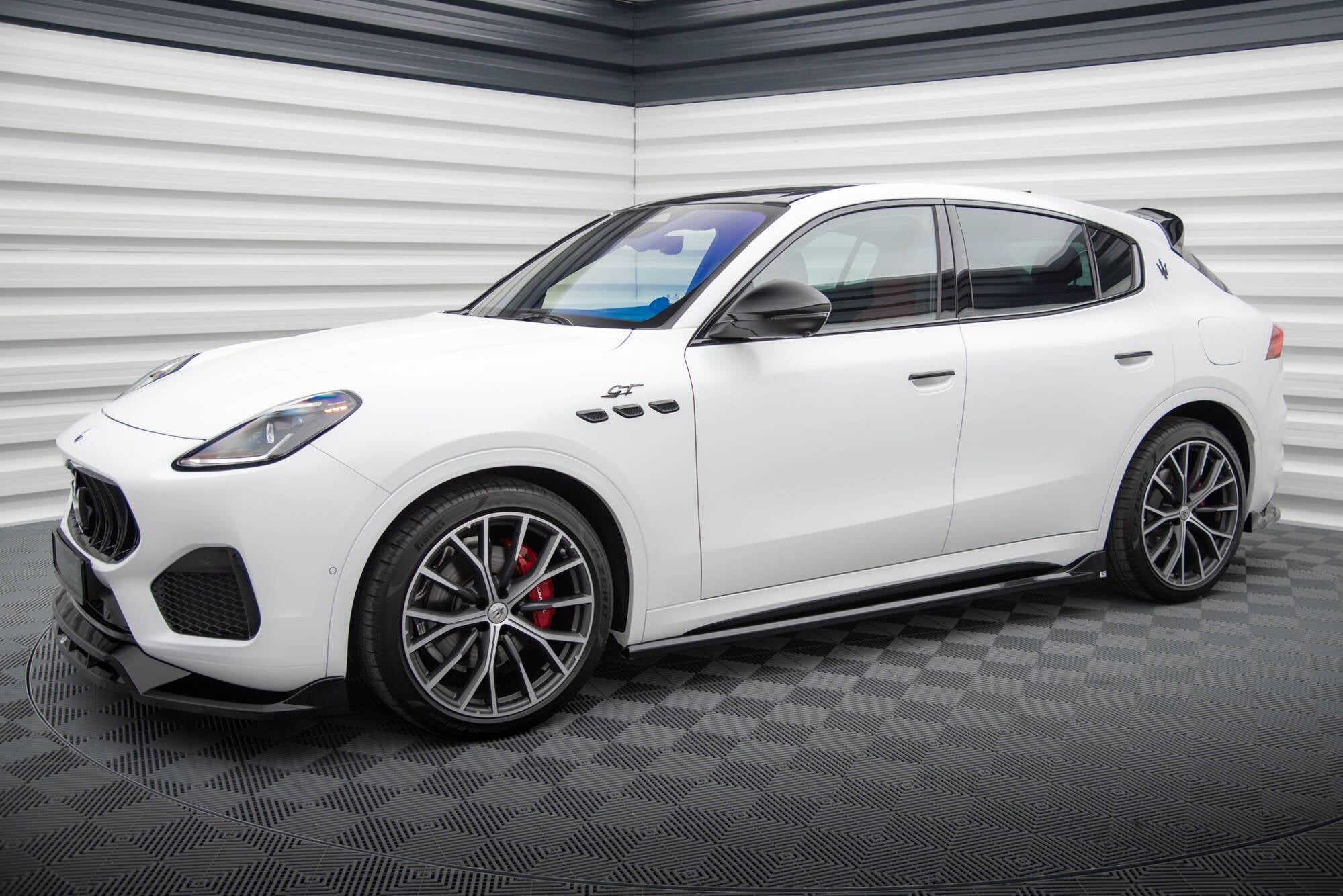 Maxton Design Street+ Seitenschweller Leisten passend für Maserati Grecale GT / Modena Mk1 schwarz Hochglanz