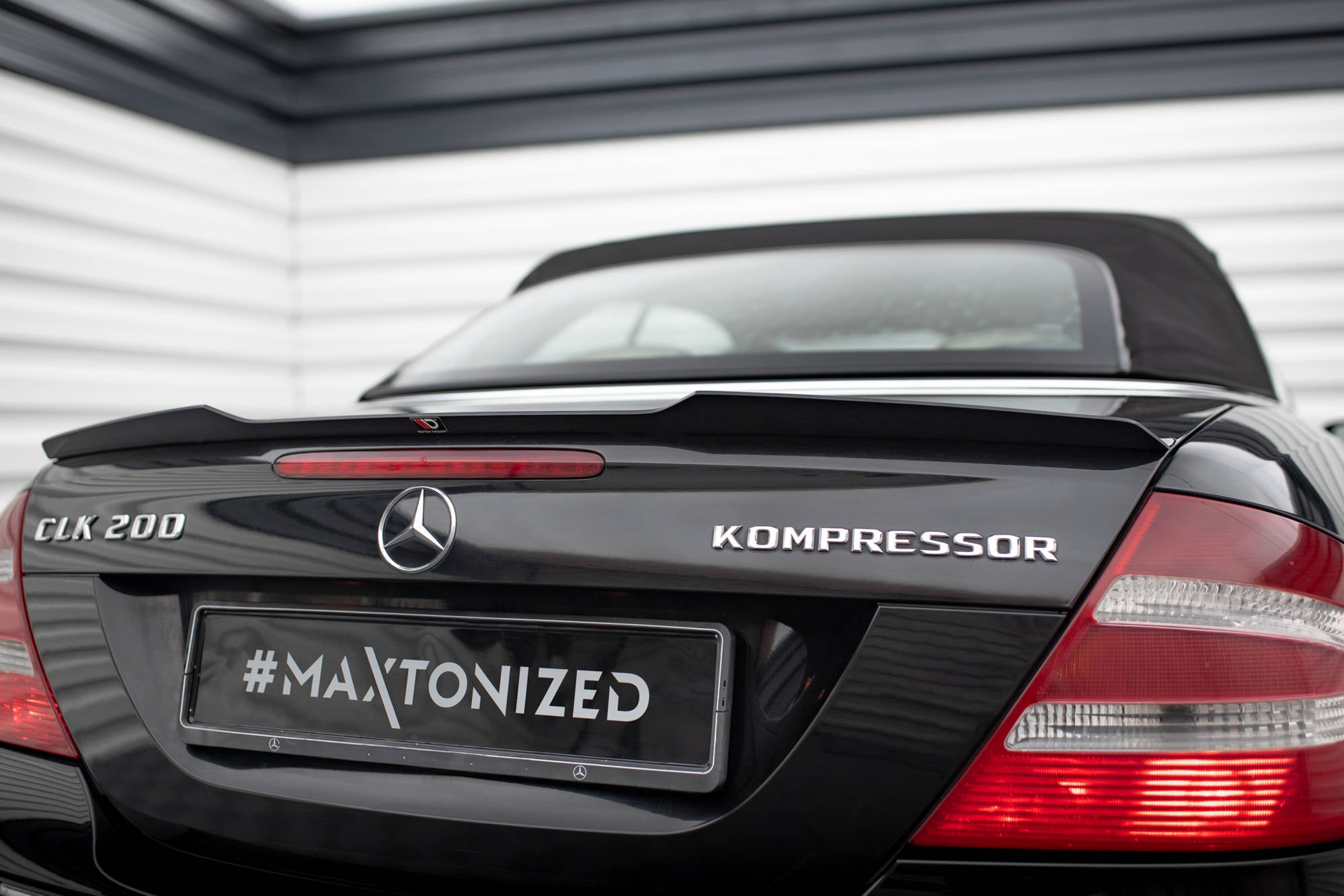 Maxton Design Spoiler CAP passend für Mercedes-Benz CLK Cabriolet A209 schwarz Hochglanz