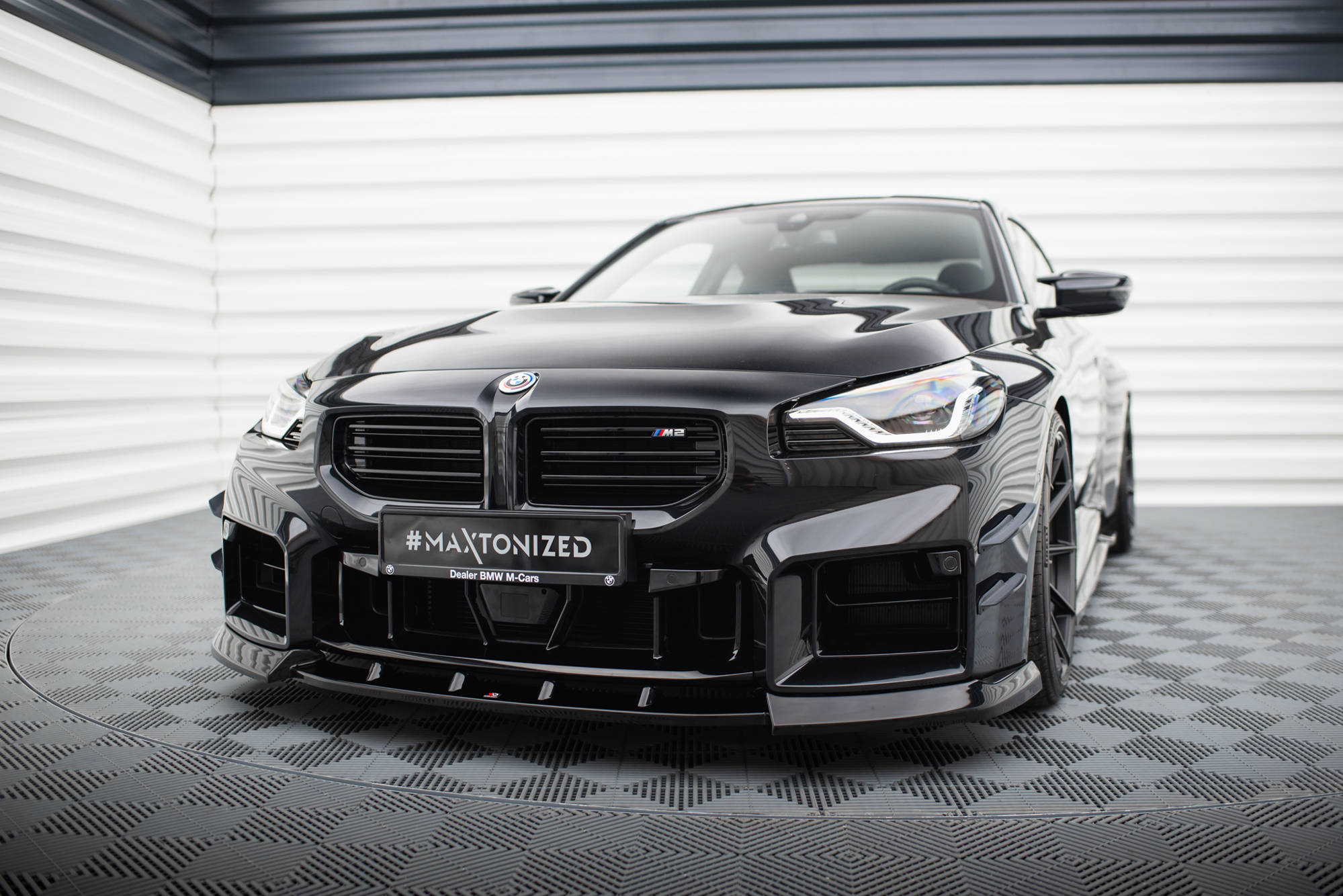Maxton Design Street+ Spoilerlippe Front Ansatz V.3 passend für BMW M2 G87 schwarz Hochglanz