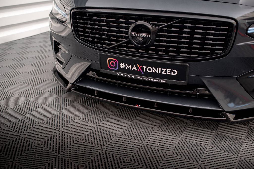 Maxton Design Street+ Spoilerlippe Front Ansatz passend für Volvo V90 / S90 R-Design Mk2 schwarz Hochglanz