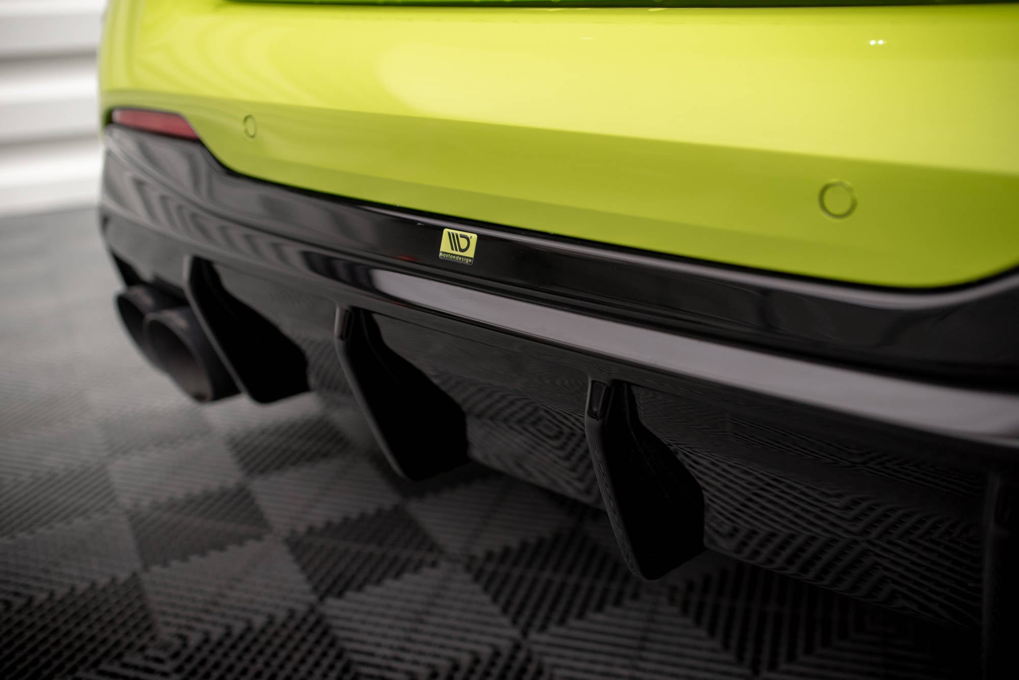 Maxton Design Diffusor Heck Ansatz V.3 für + Milltek Sport Auspuffverlängerung BMW 1er M135i / 128ti F40