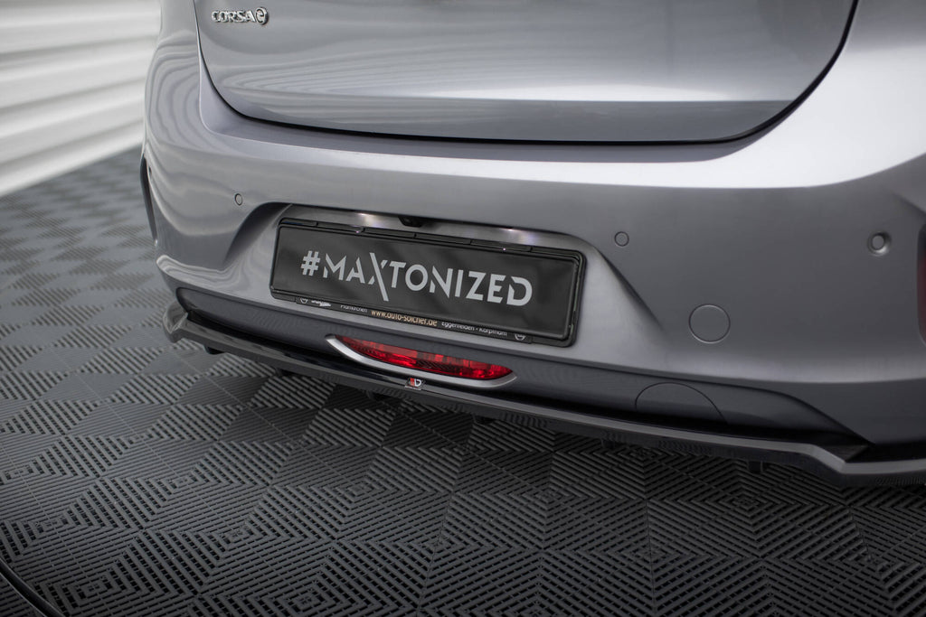 Maxton Design Street+ Mittlerer Diffusor RACE passend für Opel Corsa - e F ( Mk6) schwarz Hochglanz