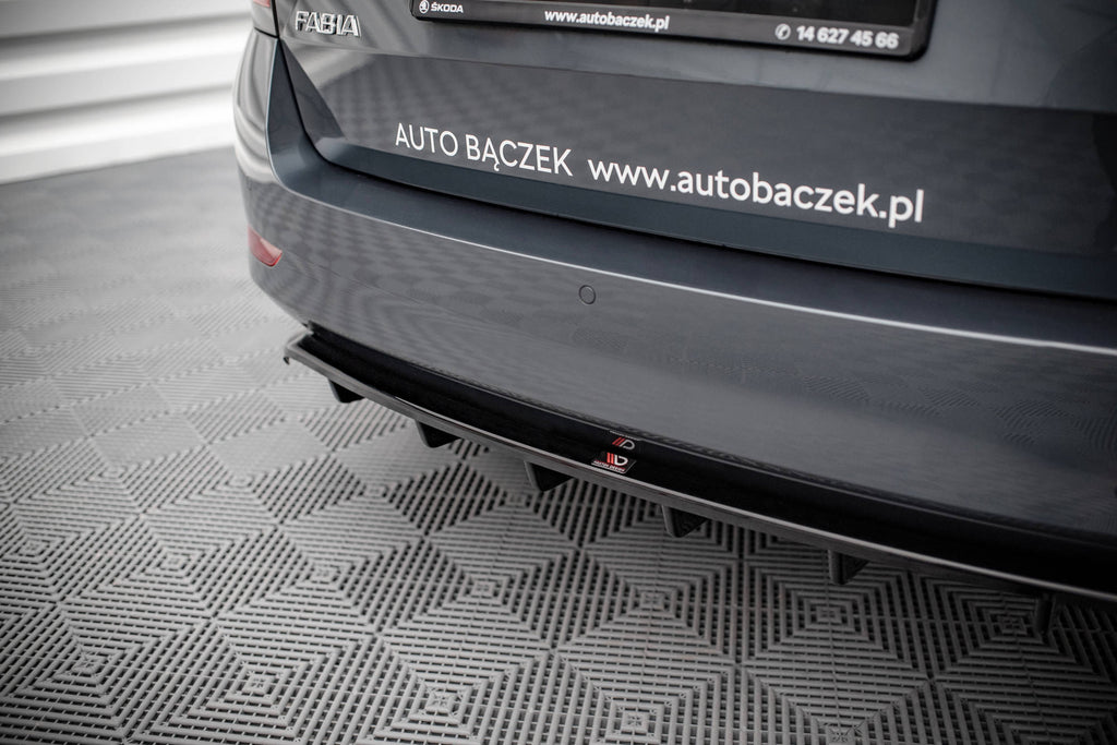 Maxton Design Street+ Mittlerer Diffusor RACE passend für Skoda Fabia Combi Mk3 Facelift schwarz Hochglanz