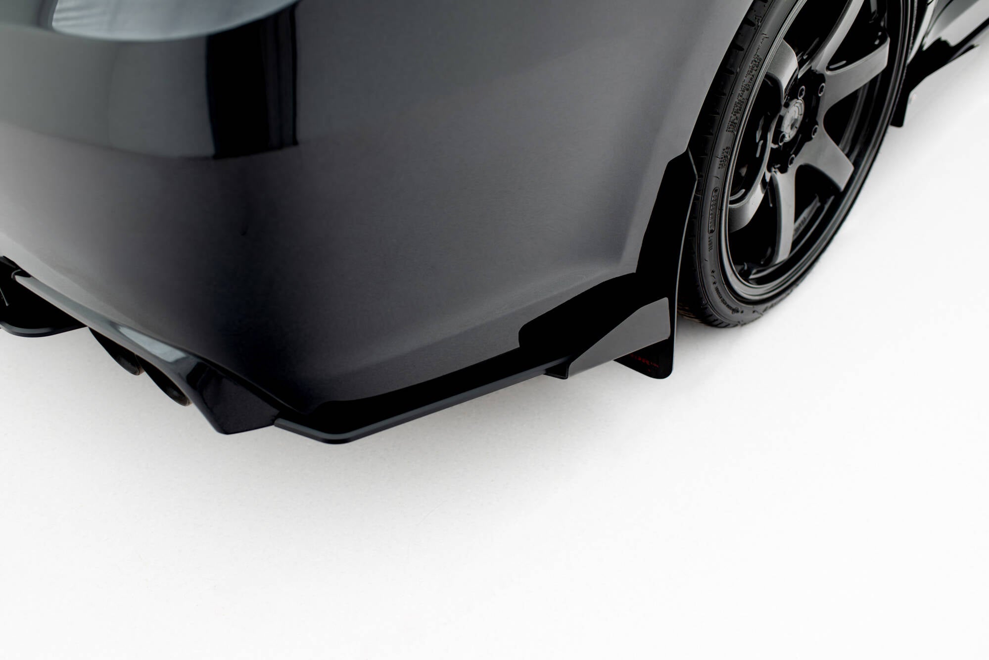 Maxton Design Street Pro Heck Ansatz Flaps Diffusor + Flaps passend für Ford Subaru Impreza WRX STI Mk3 Facelift schwarz Hochglanz