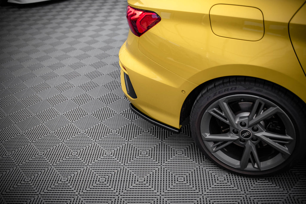 Maxton Design Heck Ansatz Flaps Diffusor passend für Audi S3 Limousine 8Y schwarz Hochglanz
