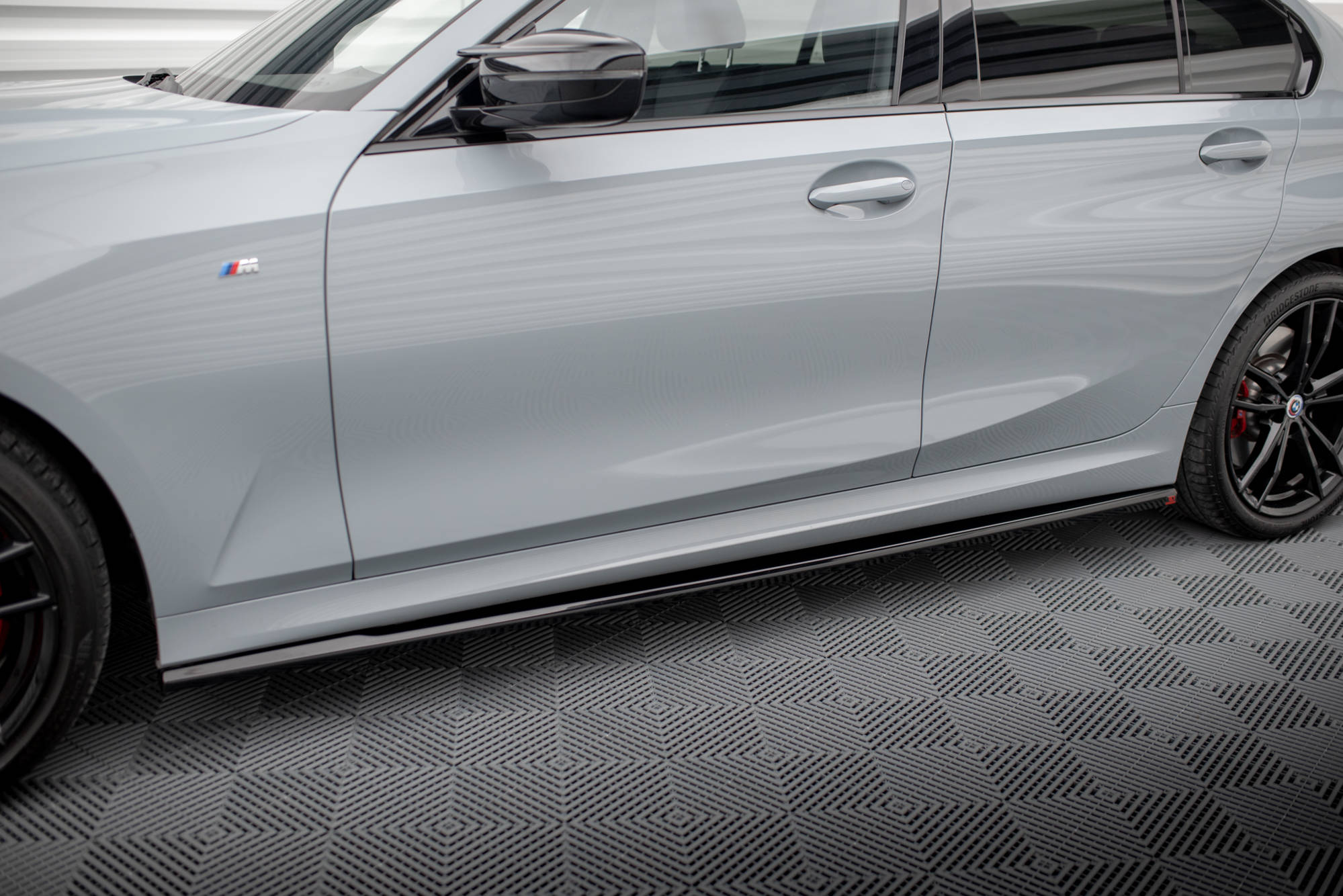 Maxton Design Street+ Seitenschweller Leisten passend für BMW 3er M340i / M-Paket G20 / G21 Facelift schwarz Hochglanz