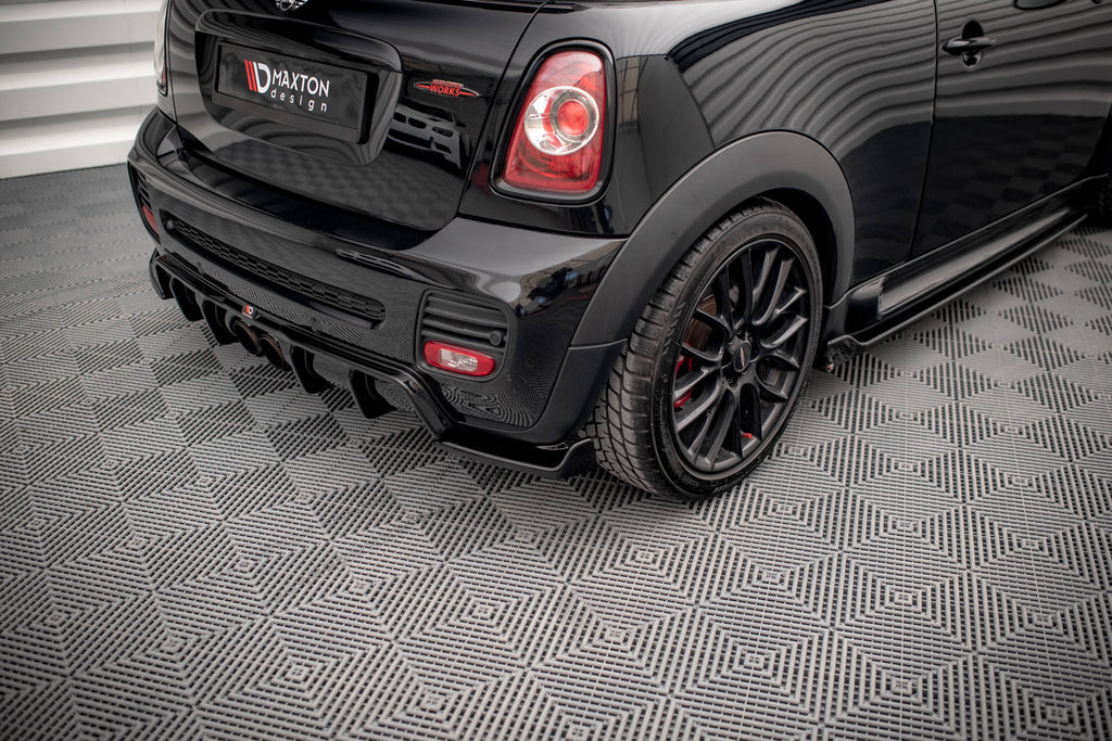 Maxton Design Heck Ansatz Flaps Diffusor V.3 passend für Mini Cooper John Cooper Works R56 schwarz Hochglanz