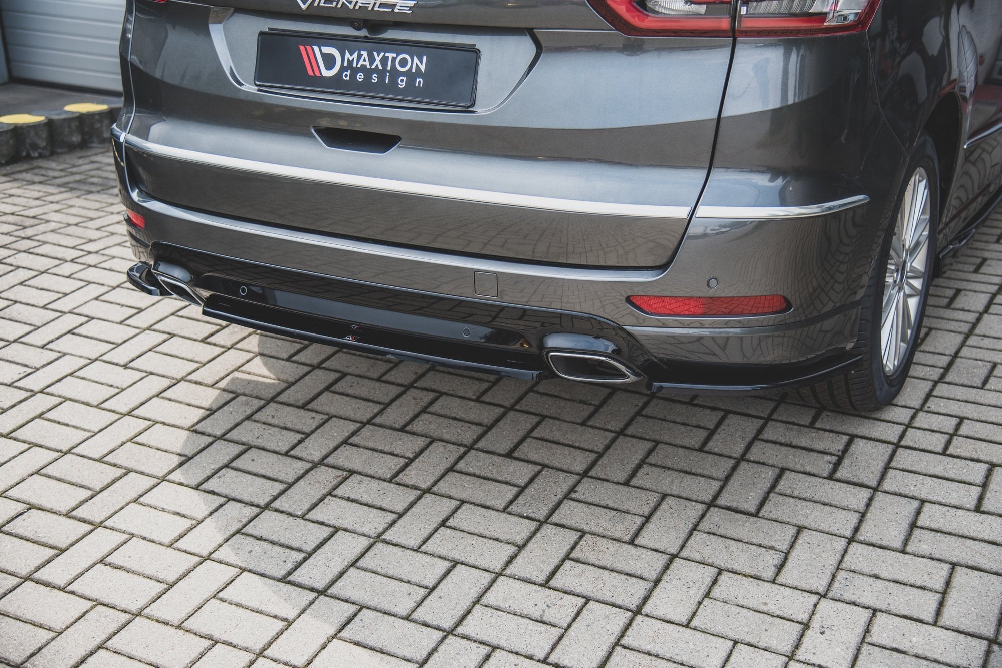 Maxton Design Heckansatz Ford S-Max Vignale Mk2 Facelift schwarz Hochglanz für Ford S-Max Mk2