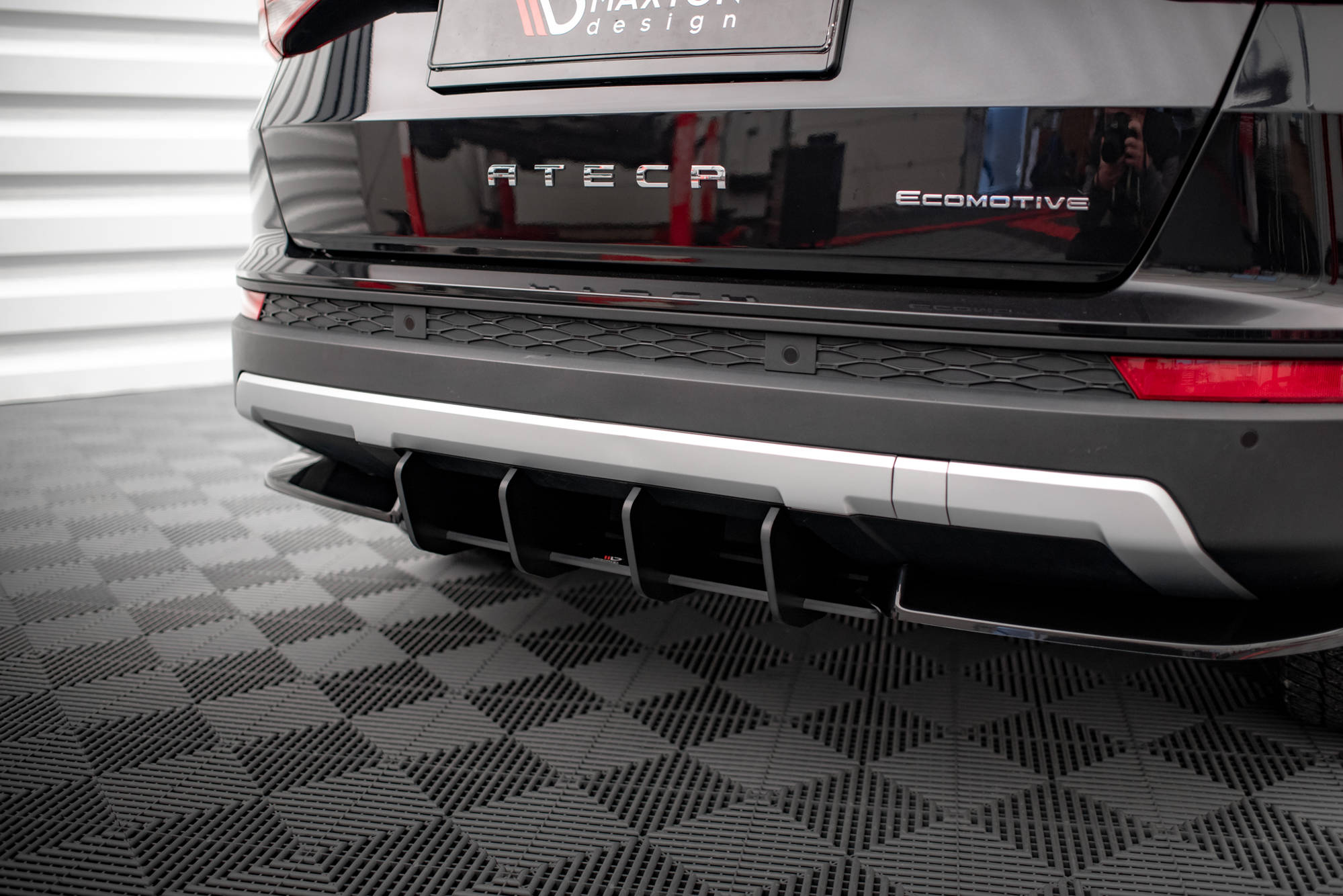 Maxton Design Street Pro Heckschürze passend für Seat Ateca Mk1