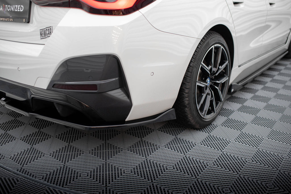 Maxton Design Street+ Mittlerer Diffusor RACE V.2 passend für BMW i4 M-Paket G26 schwarz Hochglanz
