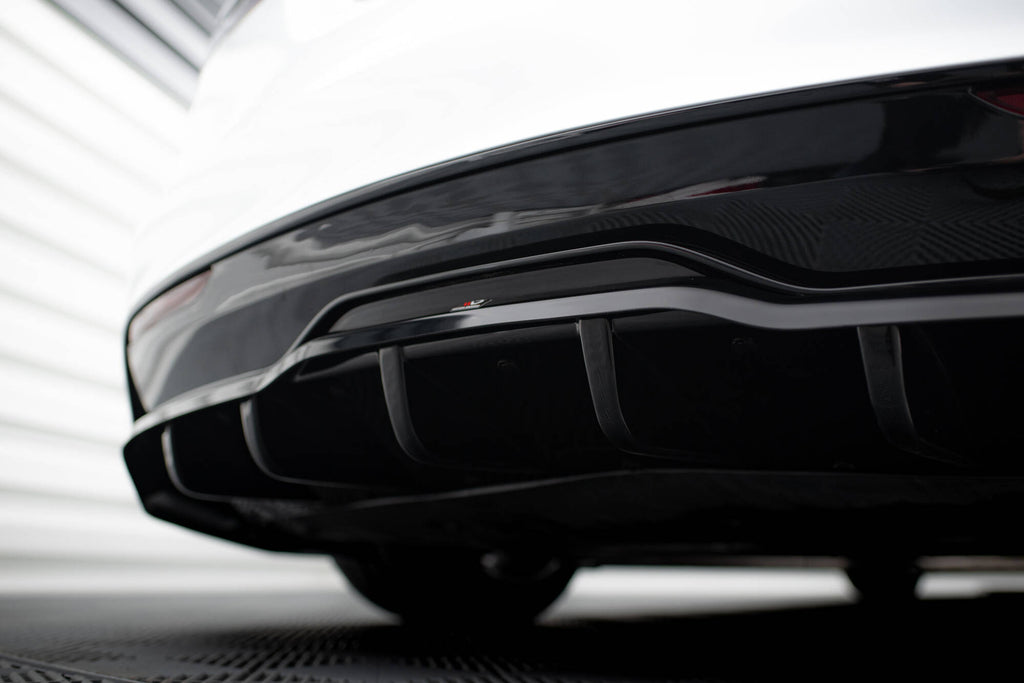 Maxton Design Street+ Mittlerer Diffusor RACE passend für V.1 Tesla Model S Plaid Mk1 Facelift schwarz Hochglanz