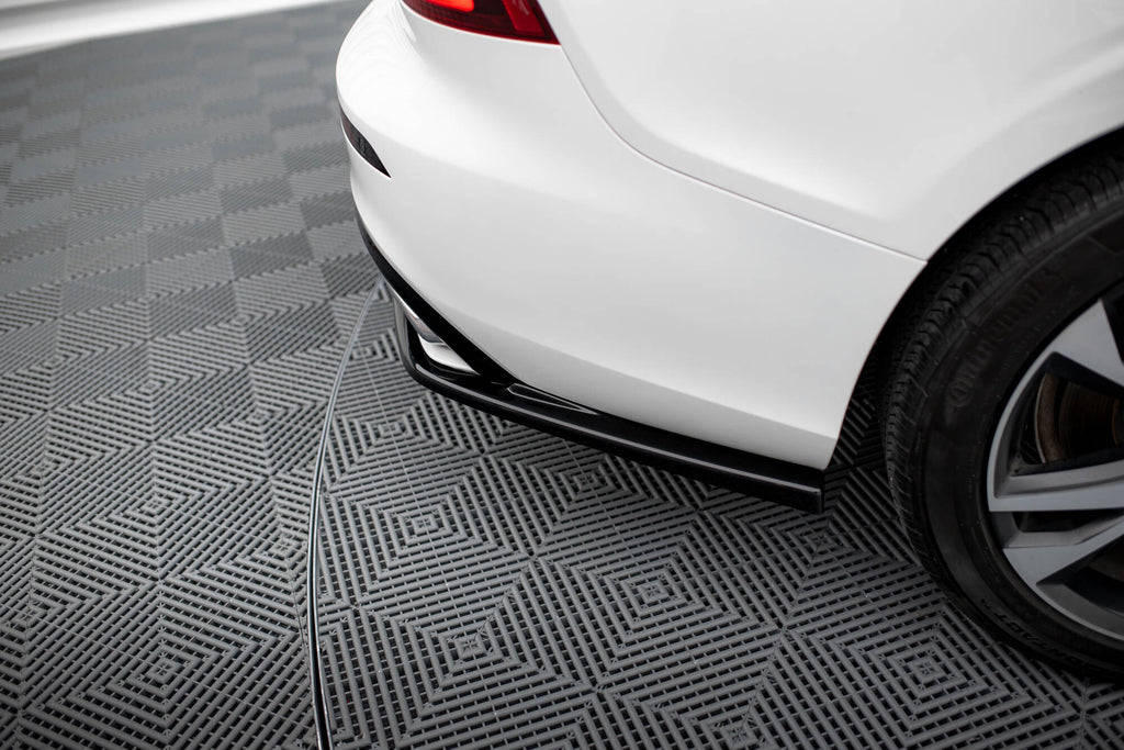Maxton Design Heck Ansatz Flaps Diffusor passend für Volvo S60/V60 R-Design Mk3 schwarz Hochglanz
