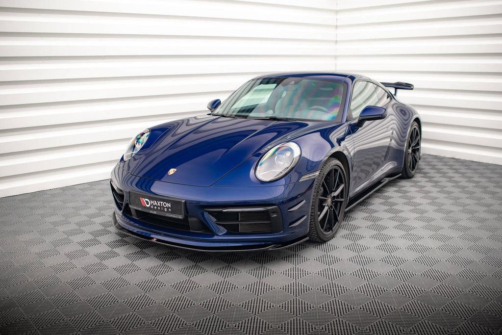 Maxton Design Street+ Spoilerlippe Front Ansatz V.1 passend für Porsche 911 Carrera Aero / Carrera GTS 992 schwarz Hochglanz