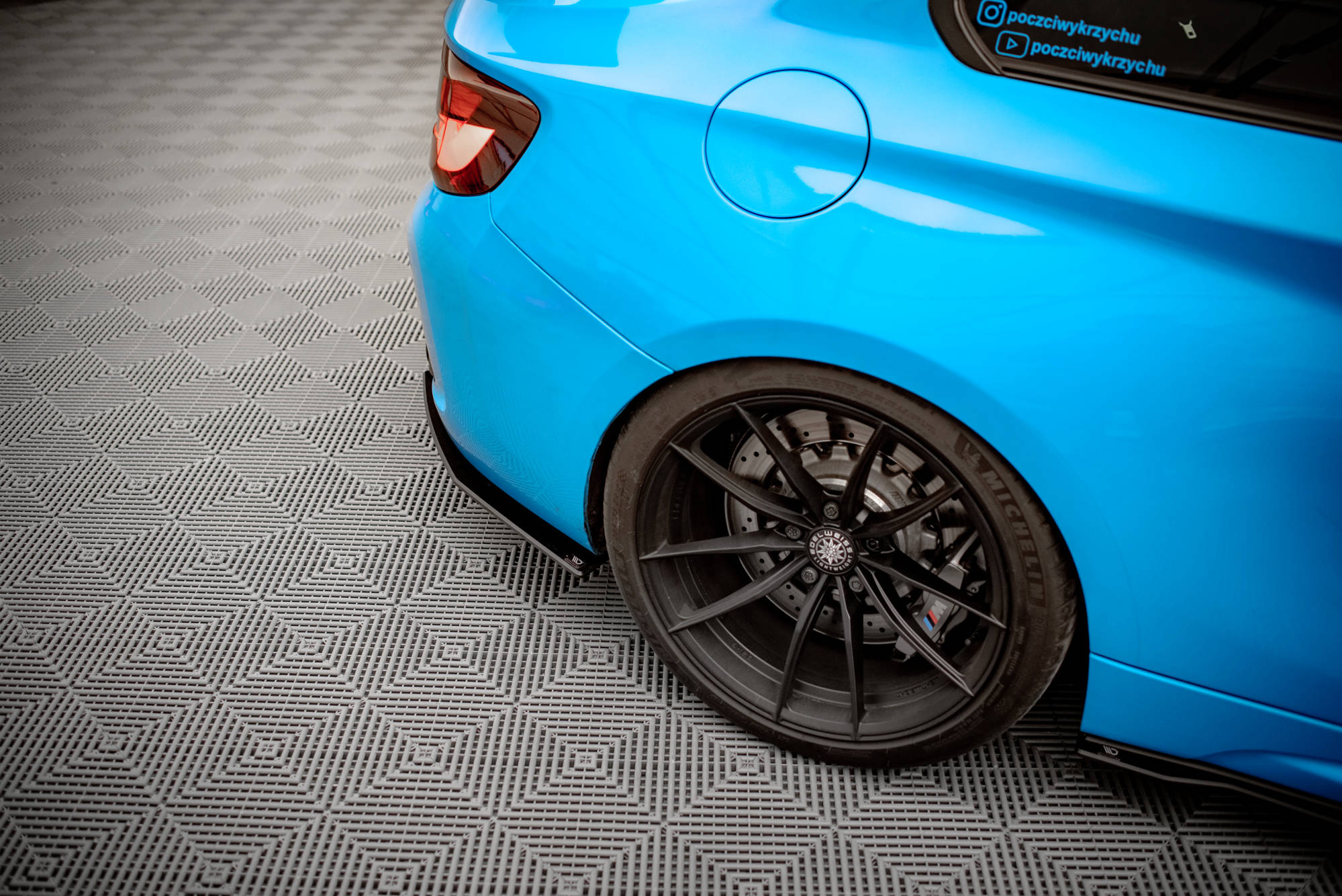 Maxton Design Street Pro Heck Ansatz Flaps Diffusor passend für BMW M2 F87