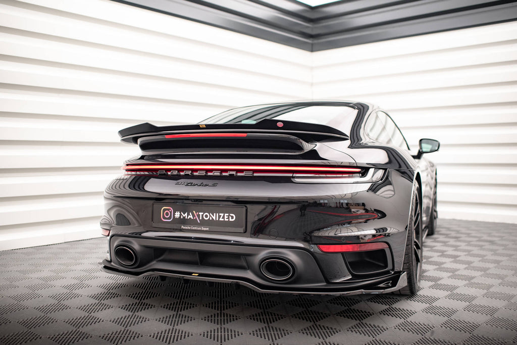 Maxton Design Spoiler CAP passend für Porsche 911 Turbo S 992 schwarz Hochglanz