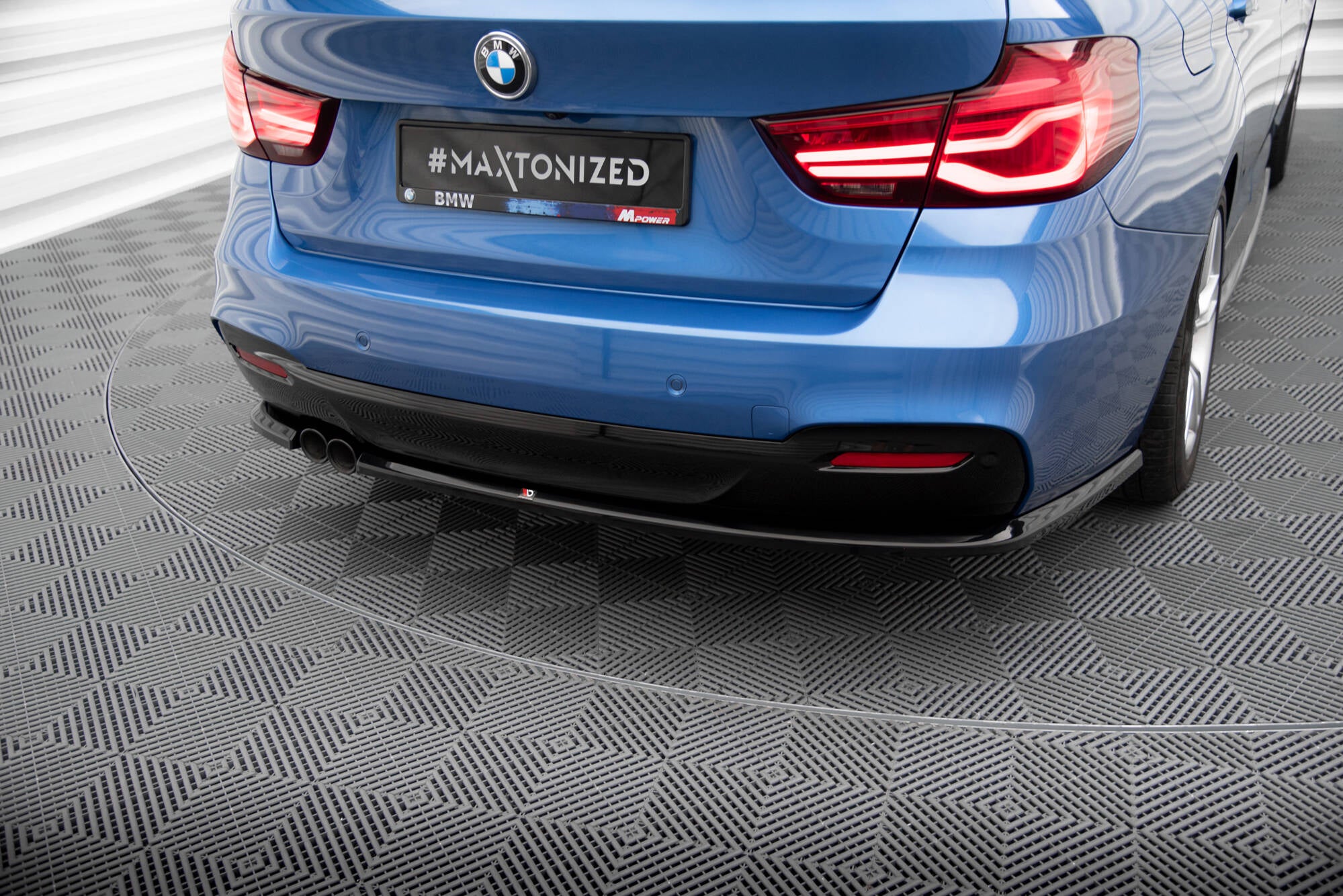 Maxton Design Heck Ansatz Flaps Diffusor V.1 passend für BMW 3er GT M-Paket F34 schwarz Hochglanz