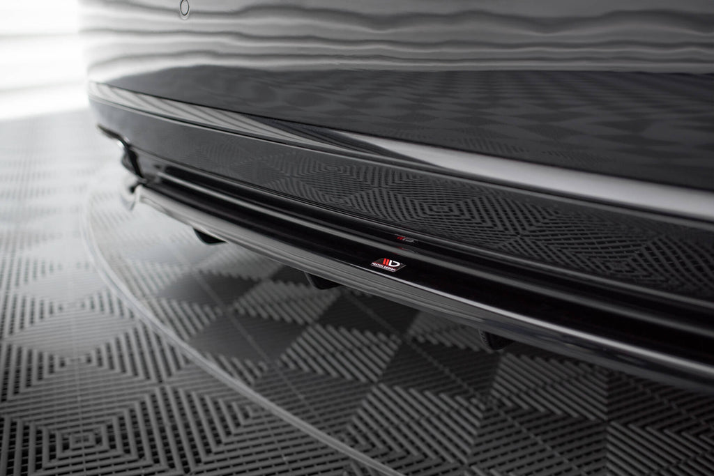 Maxton Design Street+ Mittlerer Diffusor RACE passend für Audi A8 D4 Facelift schwarz Hochglanz