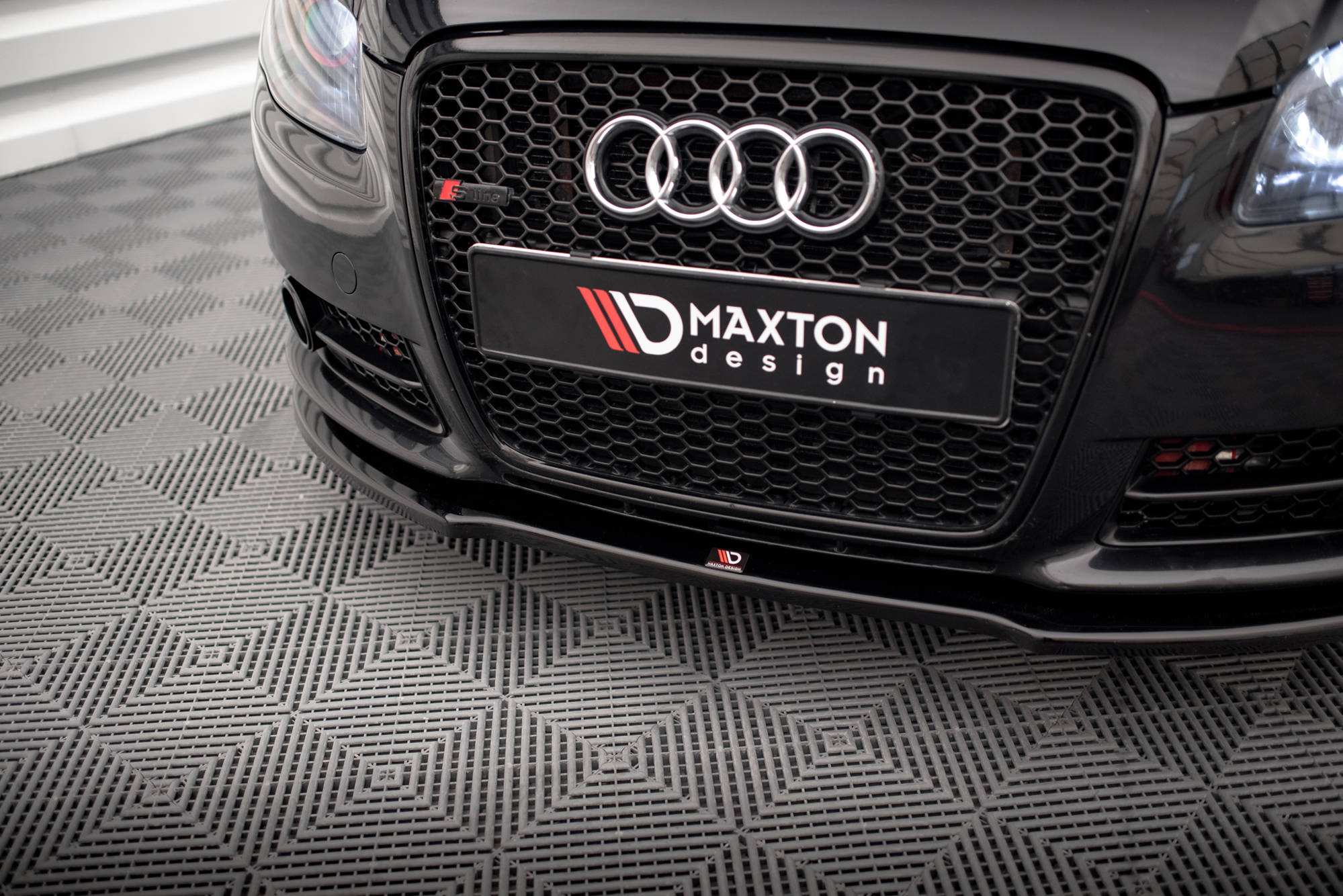 Maxton Design Street+ Spoilerlippe Front Ansatz passend für Audi A4 S-Line B7 schwarz Hochglanz