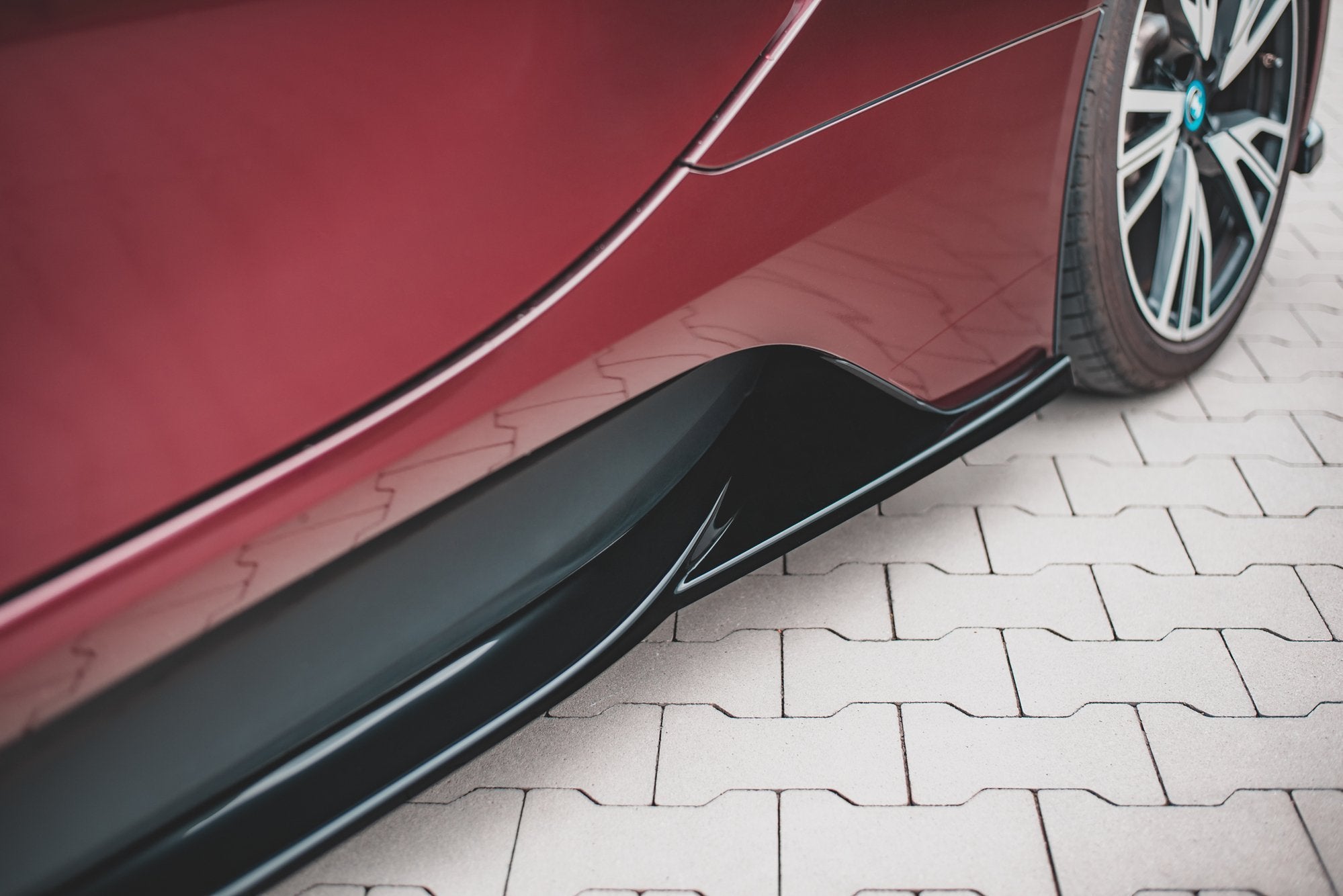 Maxton Design Street+ Seitenschweller Leisten passend für BMW i8 schwarz Hochglanz