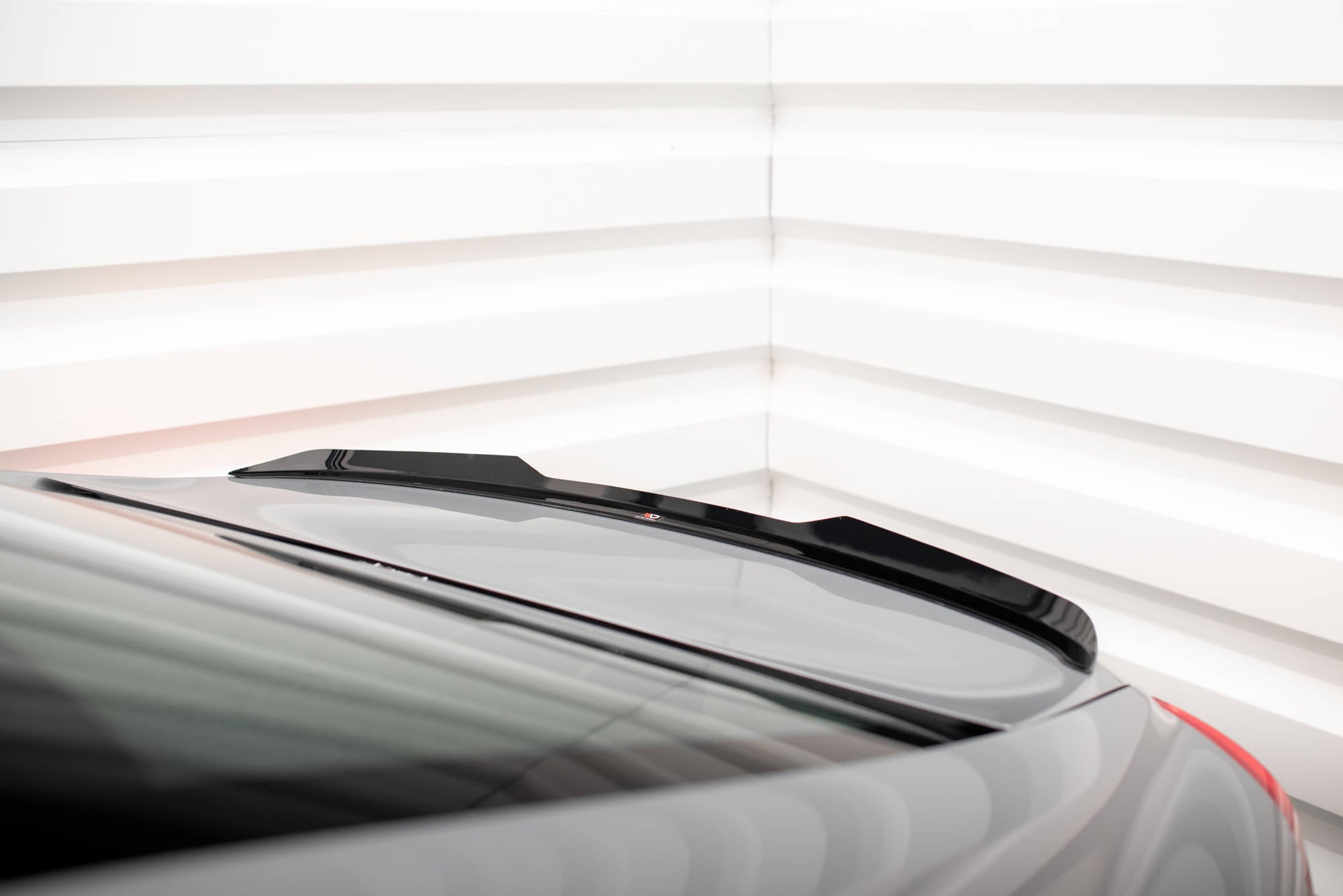 Maxton Design Spoiler CAP passend für Volvo S60 Standard / R-Design Mk2 schwarz Hochglanz