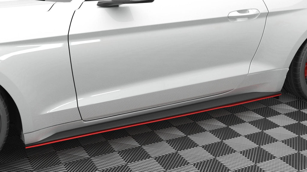 Maxton Design Street+ Seitenschweller Leisten V.2 passend für Ford Mustang Mk6 Facelift schwarz Hochglanz