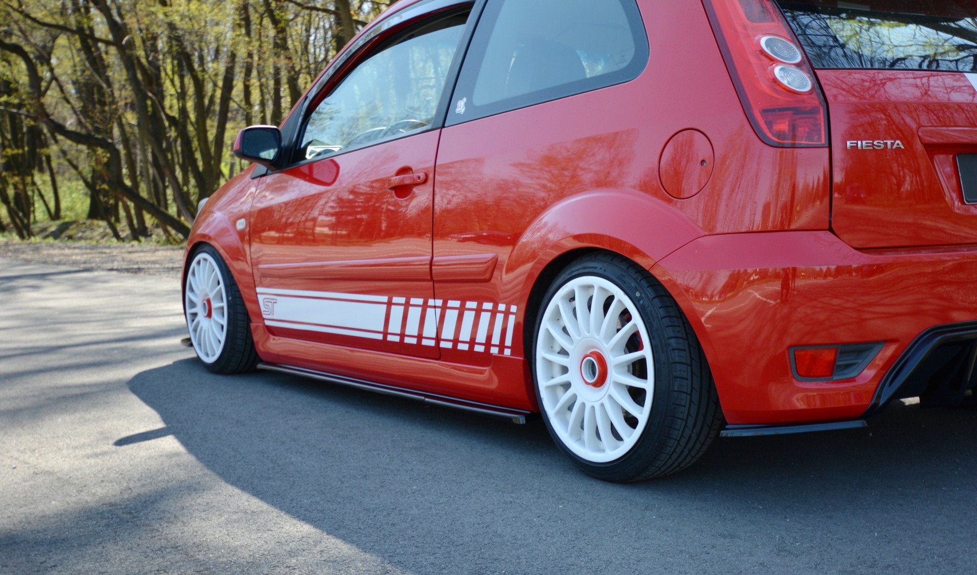 Maxton Design Seitenschweller Ansatz für Ford Fiesta ST Mk6 schwarz matt