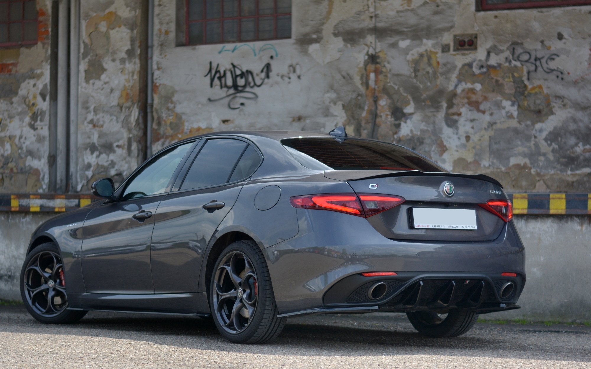 Maxton Design Heck Ansatz Flaps Diffusor passend für ALFA ROMEO GIULIA VELOCE schwarz Hochglanz