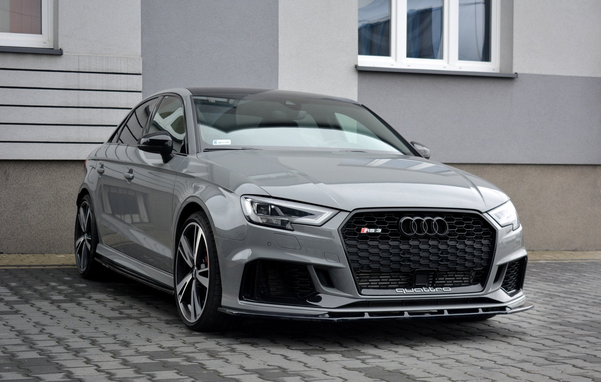Maxton Design Street+ Spoilerlippe Front Ansatz V.1 passend für Audi RS3 8V FL Limousine schwarz Hochglanz