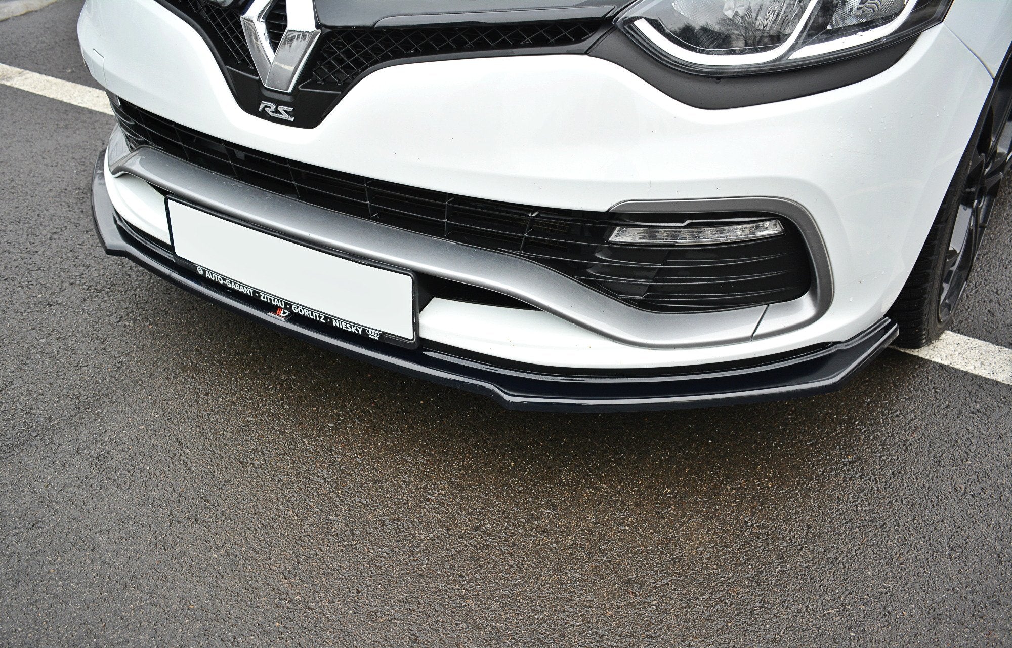Maxton Design Street+ Spoilerlippe Front Ansatz passend für Renault Clio Mk4 RS schwarz Hochglanz
