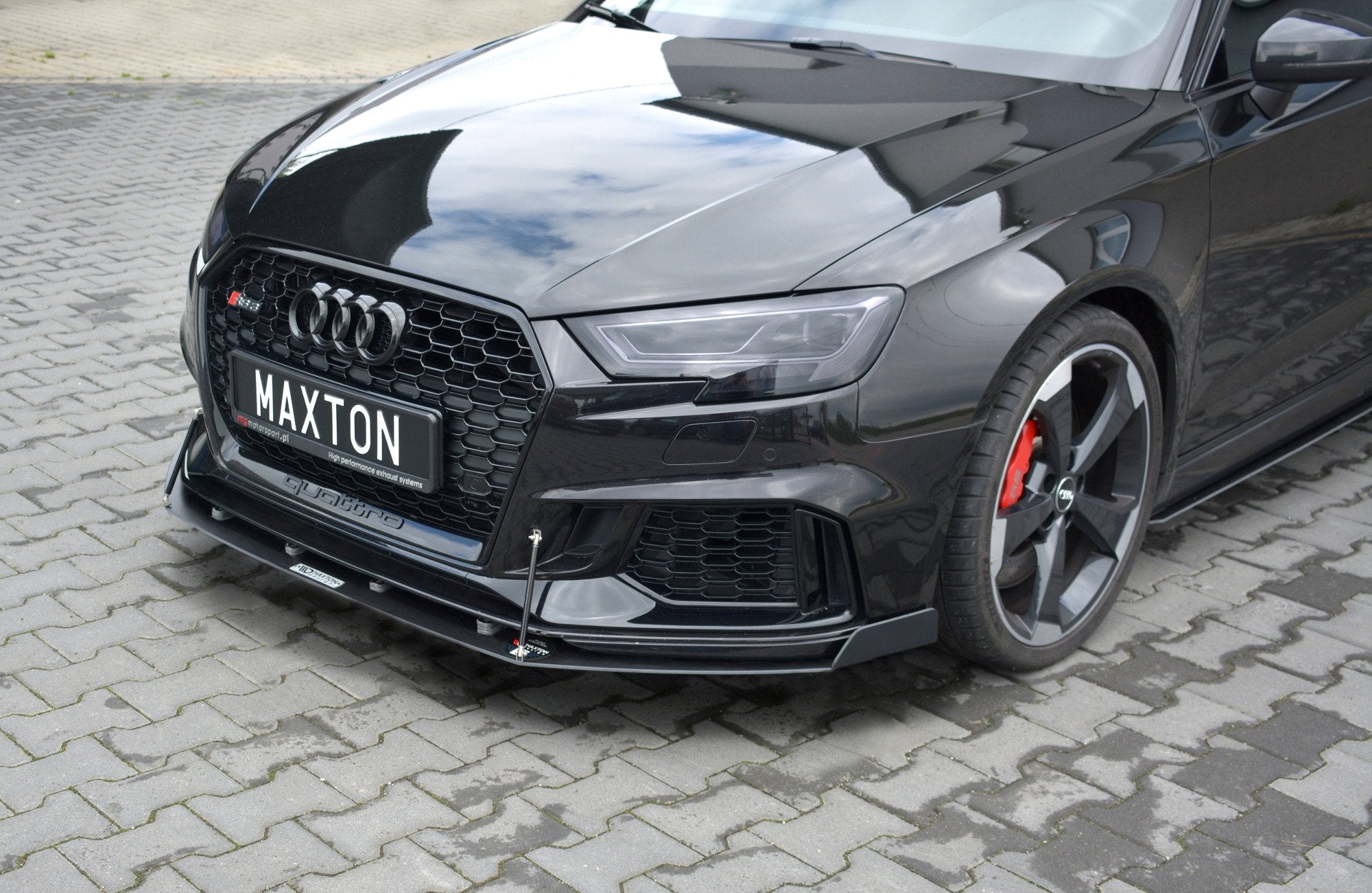 Maxton Design Front Sport Diffusor V.2 Audi RS3 Sportback 8V Facelift für Audi A3