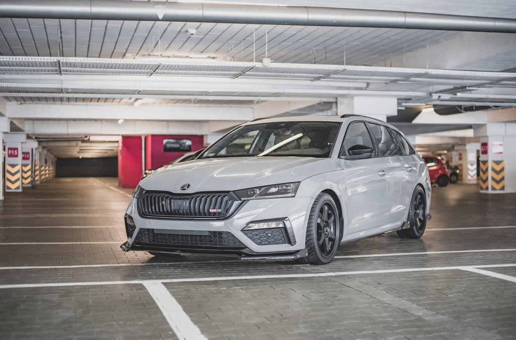 Maxton Design Street+ Spoilerlippe Front Ansatz V.2 + Flaps passend für Skoda Octavia RS Mk4