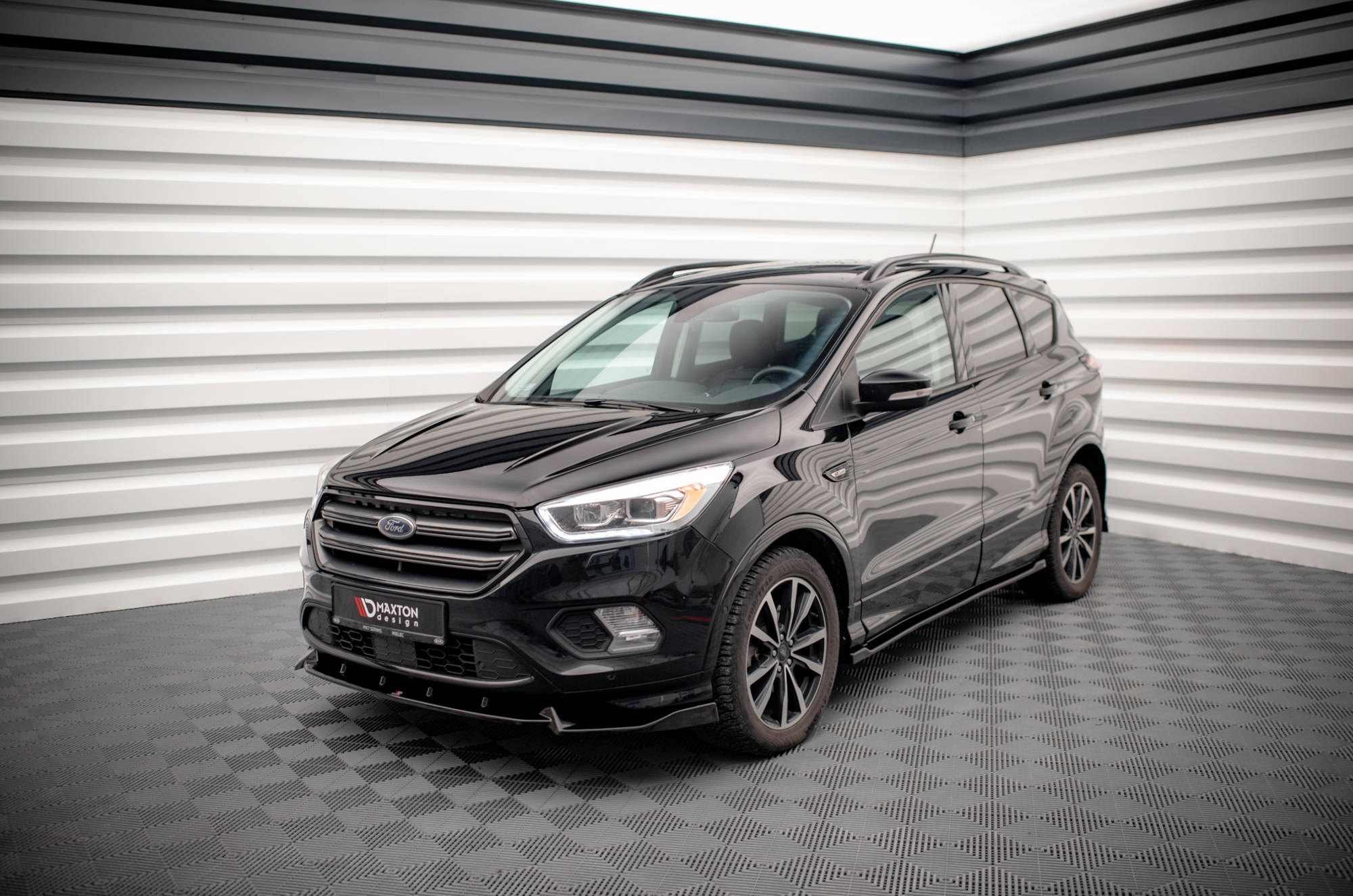 Maxton Design Street+ Seitenschweller Leisten passend für Ford Escape ST-Line Mk3 schwarz Hochglanz