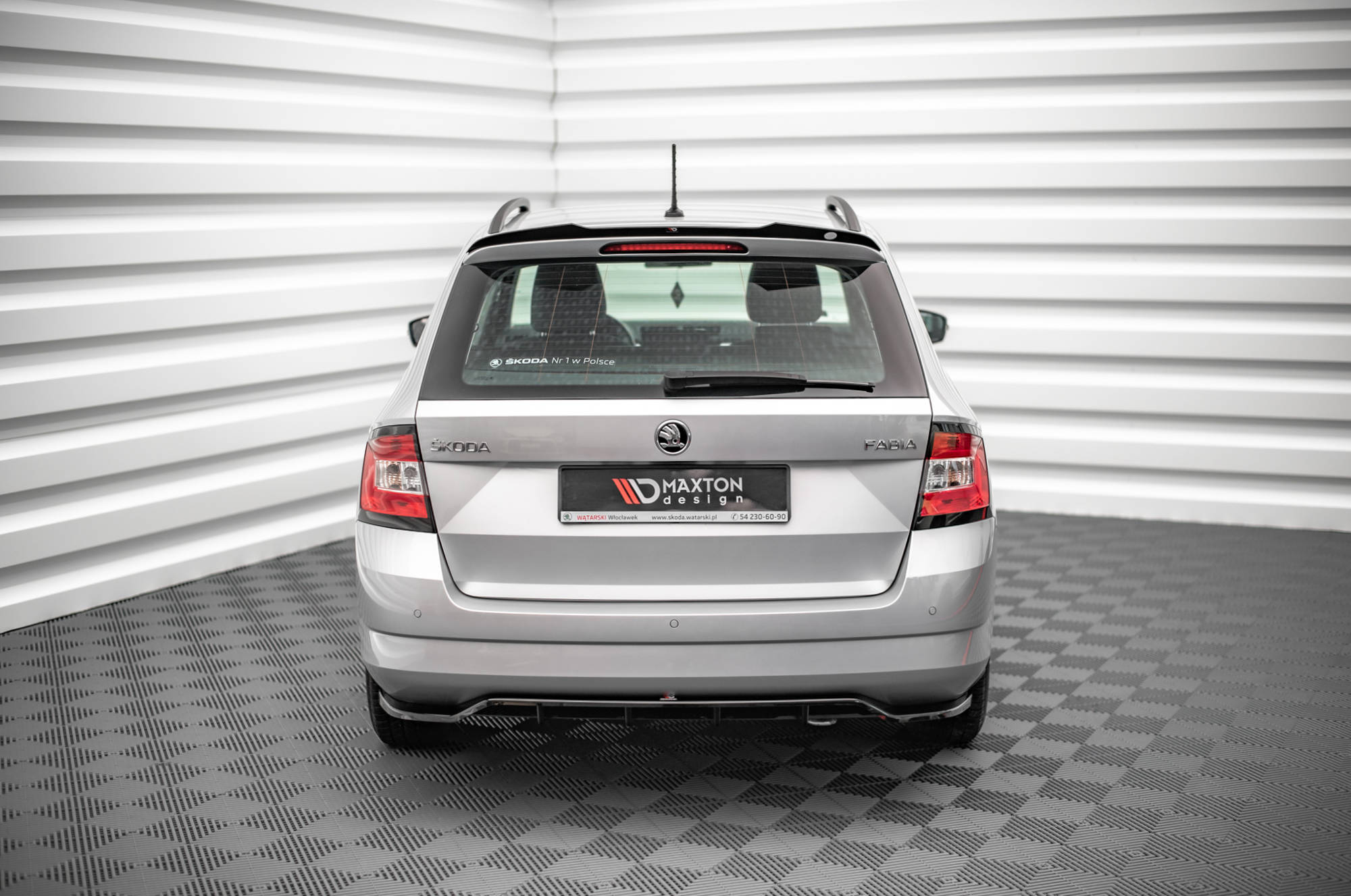 Maxton Design Spoiler CAP passend für Skoda Fabia Combi Mk3 schwarz Hochglanz
