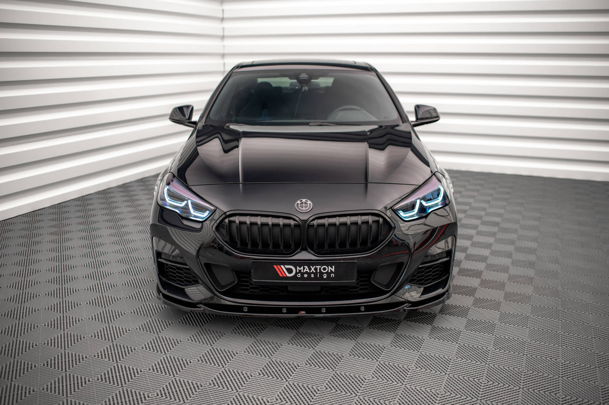 Maxton Design Street+ Spoilerlippe Front Ansatz V.1 passend für BMW 2 Gran Coupe M-Paket / M235i F44 schwarz Hochglanz