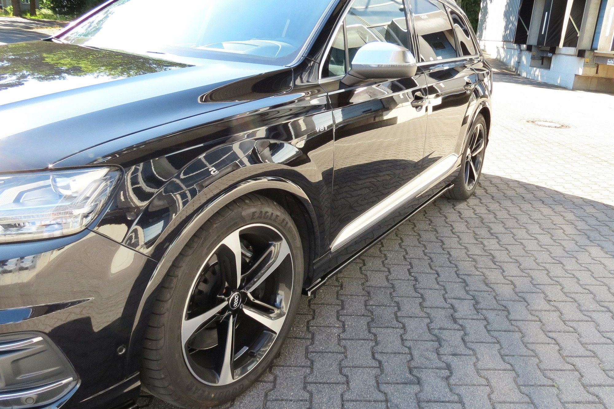 Maxton Design Street+ Seitenschweller Leisten passend für Audi SQ7 / Q7 S-Line Mk.2 schwarz Hochglanz
