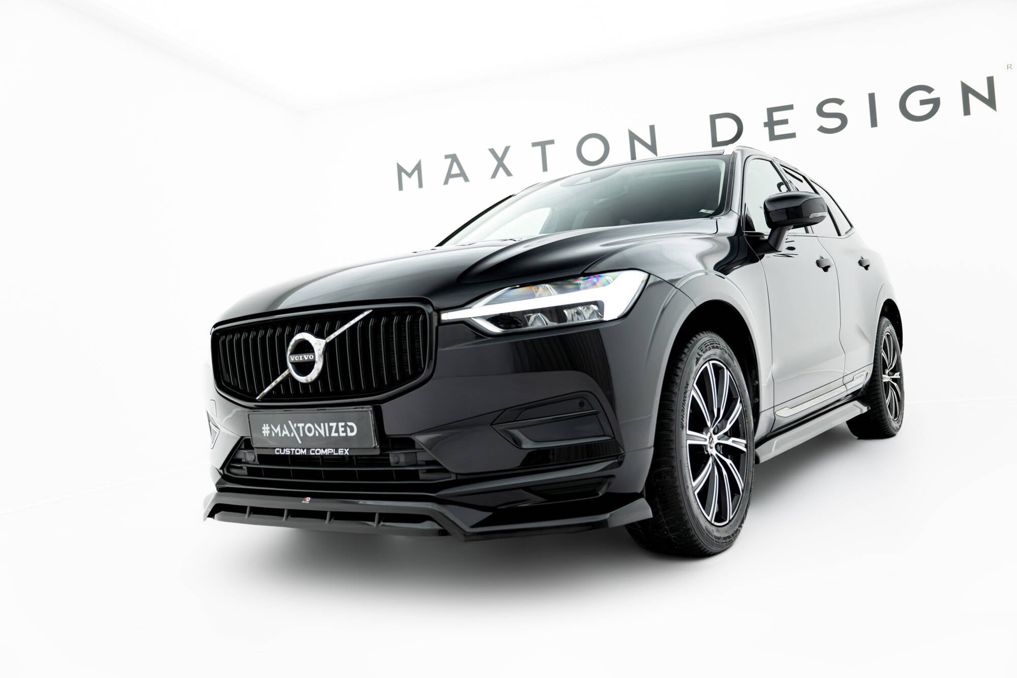 Maxton Design Street+ Spoilerlippe Front Ansatz passend für Volvo XC60 Mk2 schwarz Hochglanz