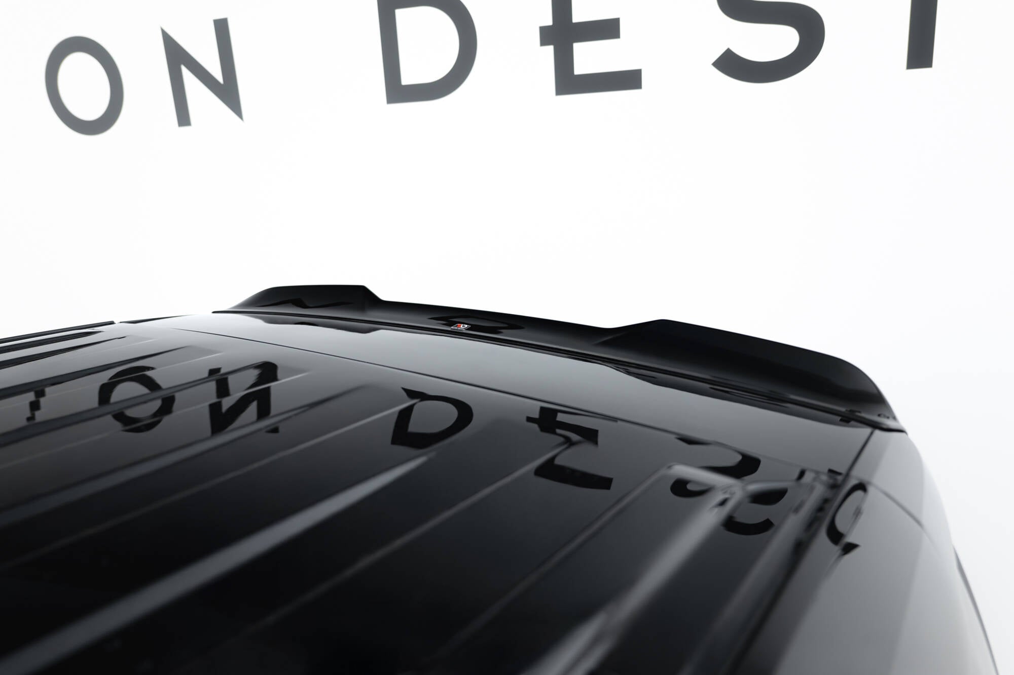 Maxton Design Spoiler CAP 3D passend für VW Multivan Long T7 schwarz Hochglanz