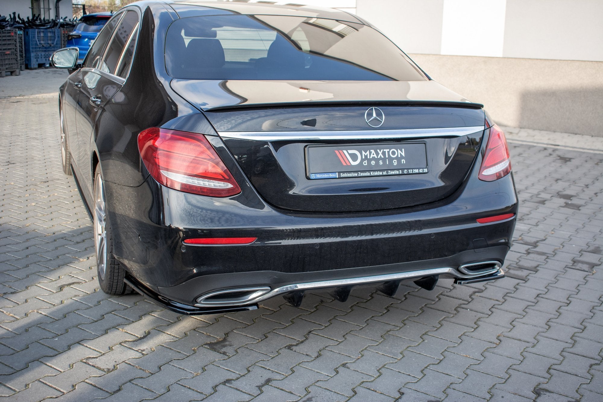 Maxton Design Heck Ansatz Flaps Diffusor passend für Mercedes-Benz E43 AMG / AMG-Line Limousine / Kombi W213 / S213 schwarz Hochglanz