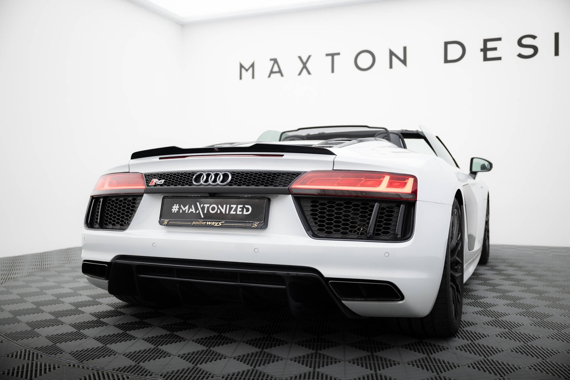 Maxton Design Spoiler CAP passend für Audi R8 Spyder Mk2 schwarz Hochglanz