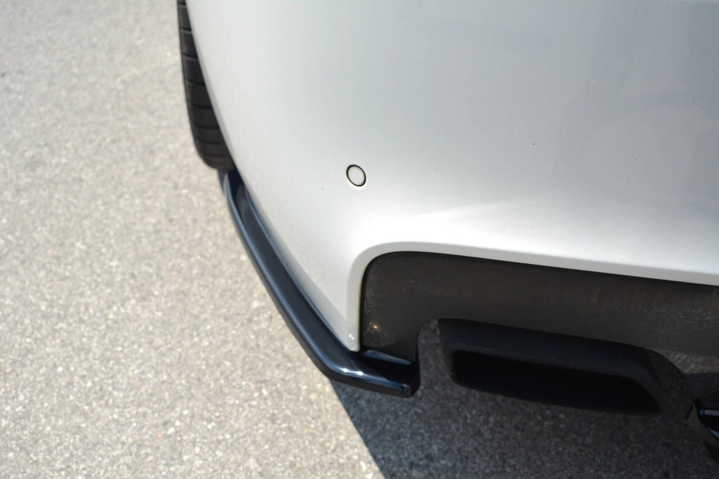 Maxton Design Heck Ansatz Flaps Diffusor passend für BMW 6er Gran Coupé M Paket schwarz Hochglanz