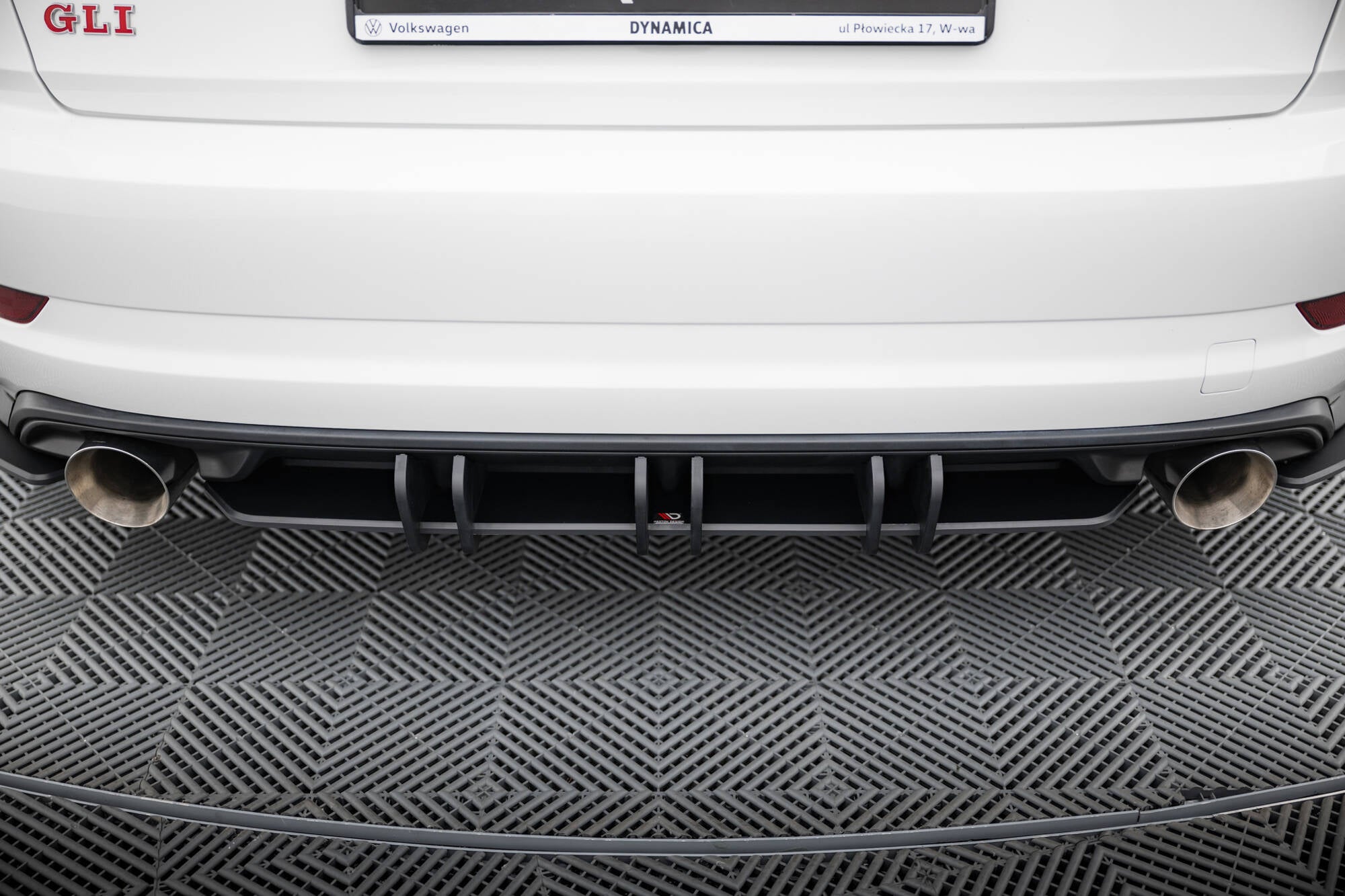 Maxton Design Street Pro Heckschürze passend für VW Jetta GLI Mk7