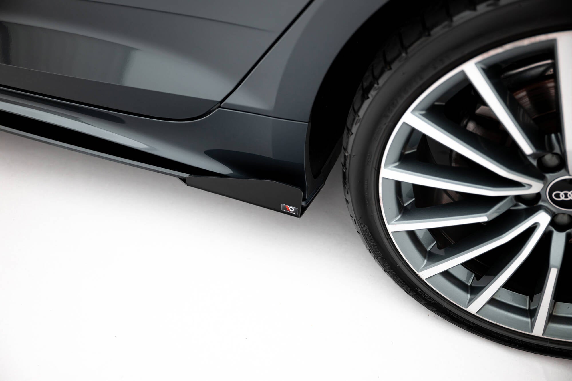 Maxton Design Seitenschweller Flaps passend für Audi A5 Sportback F5 Facelift schwarz Hochglanz
