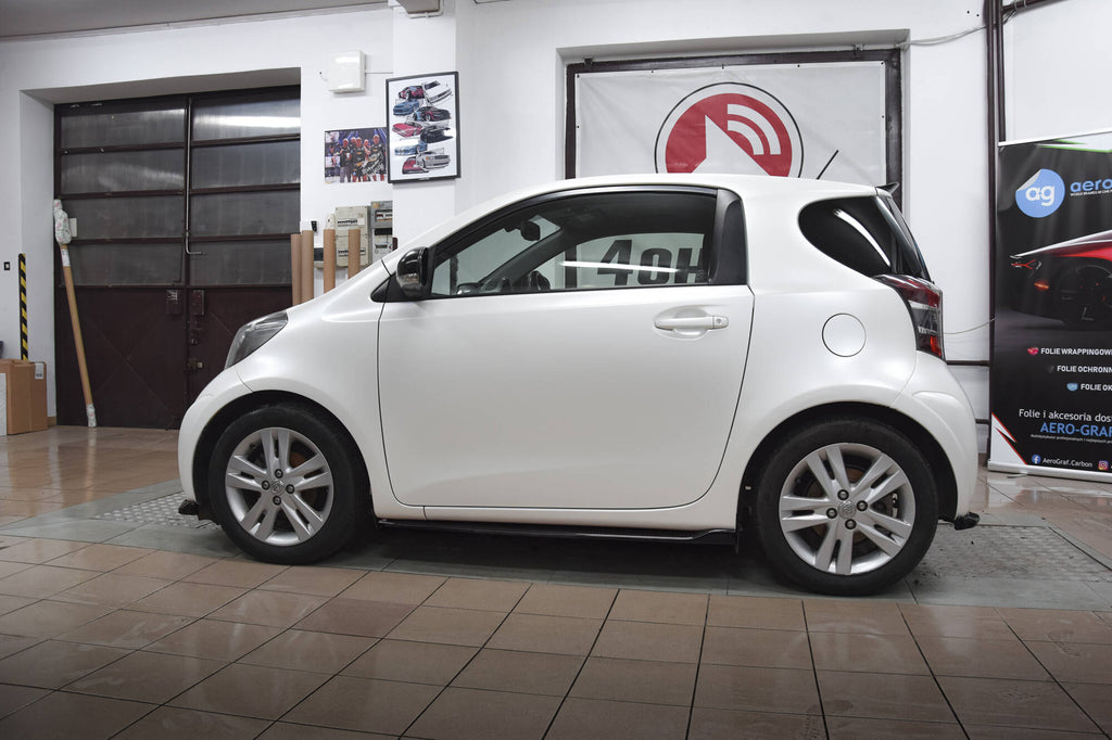 Maxton Design Street+ Seitenschweller Leisten passend für Toyota IQ schwarz Hochglanz