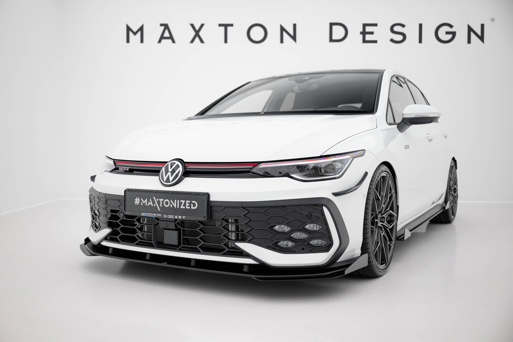 Maxton Design Street Pro Street+ Spoilerlippe Front Ansatz passend für + Flaps passend für VW Golf GTI / GTE / R-Line Mk8 Facelift schwarz Hochglanz