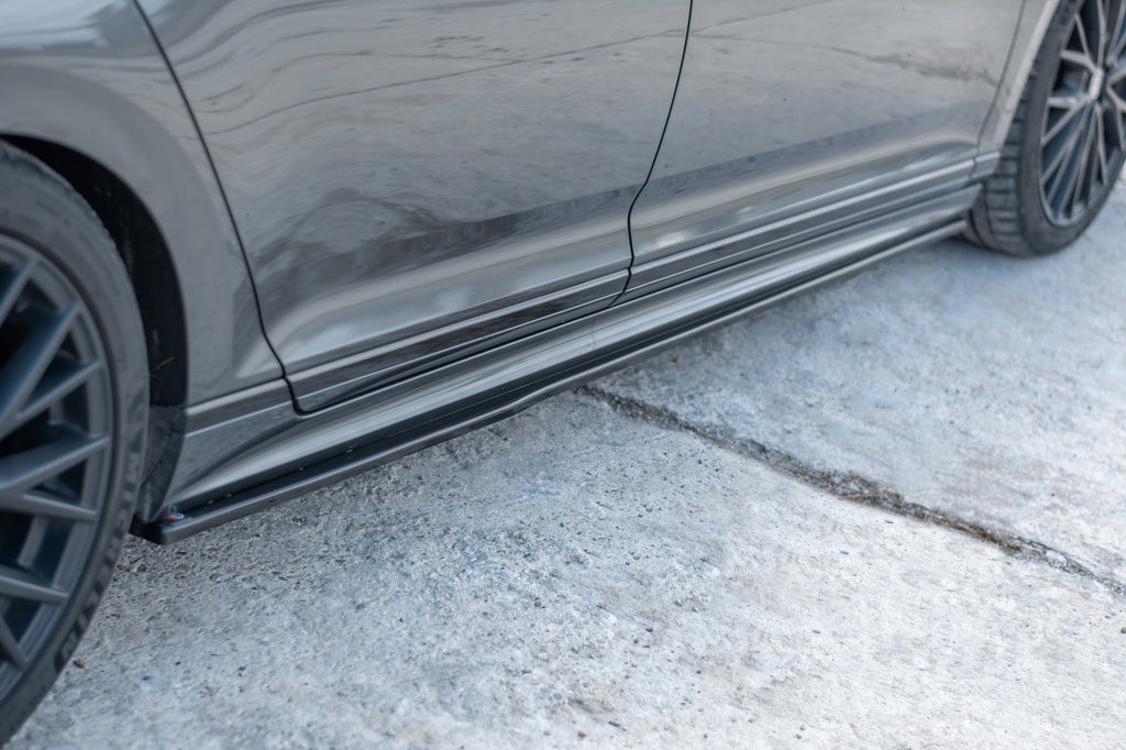 Maxton Design Seitenschweller Ansatz für Volkswagen Passat R-Line B8 Carbon Look