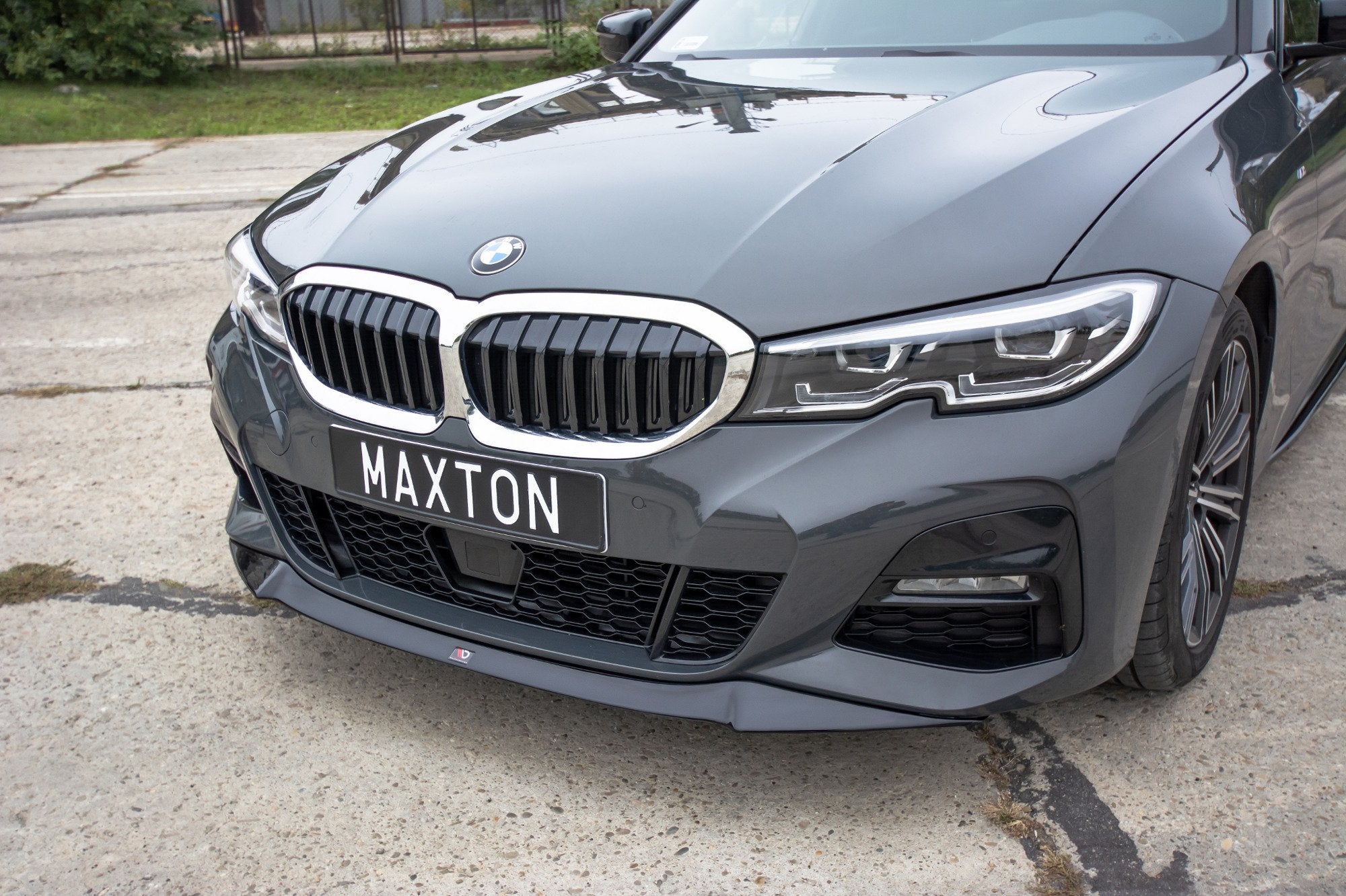 Maxton Design Street+ Spoilerlippe Front Ansatz V.1 passend für BMW 3er M-Paket G20 schwarz Hochglanz