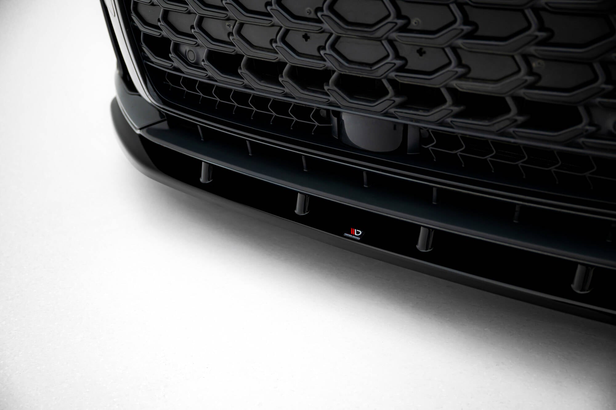 Maxton Design Street+ Spoilerlippe Front Ansatz V.1 passend für Audi S8 / A8 S-Line D5 Facelift schwarz Hochglanz