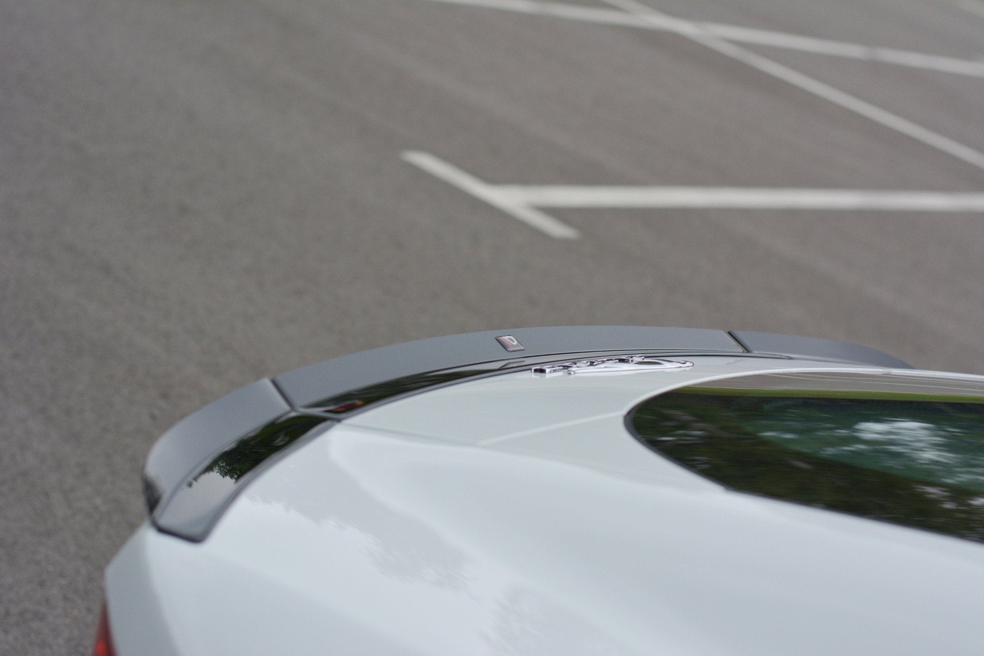 Maxton Design Spoiler CAP passend für Jaguar F-Type X152 schwarz Hochglanz