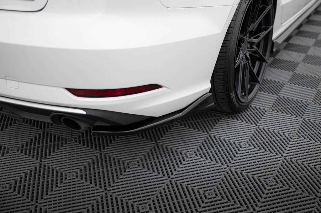 Maxton Design Heck Ansatz Flaps Diffusor V.1 passend für Audi A3 Limousine 8V Facelift schwarz Hochglanz